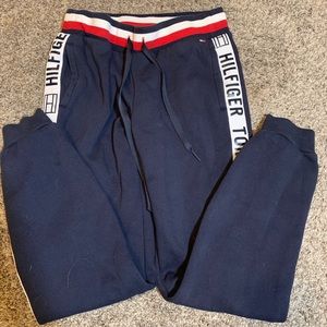 Tommy joggers